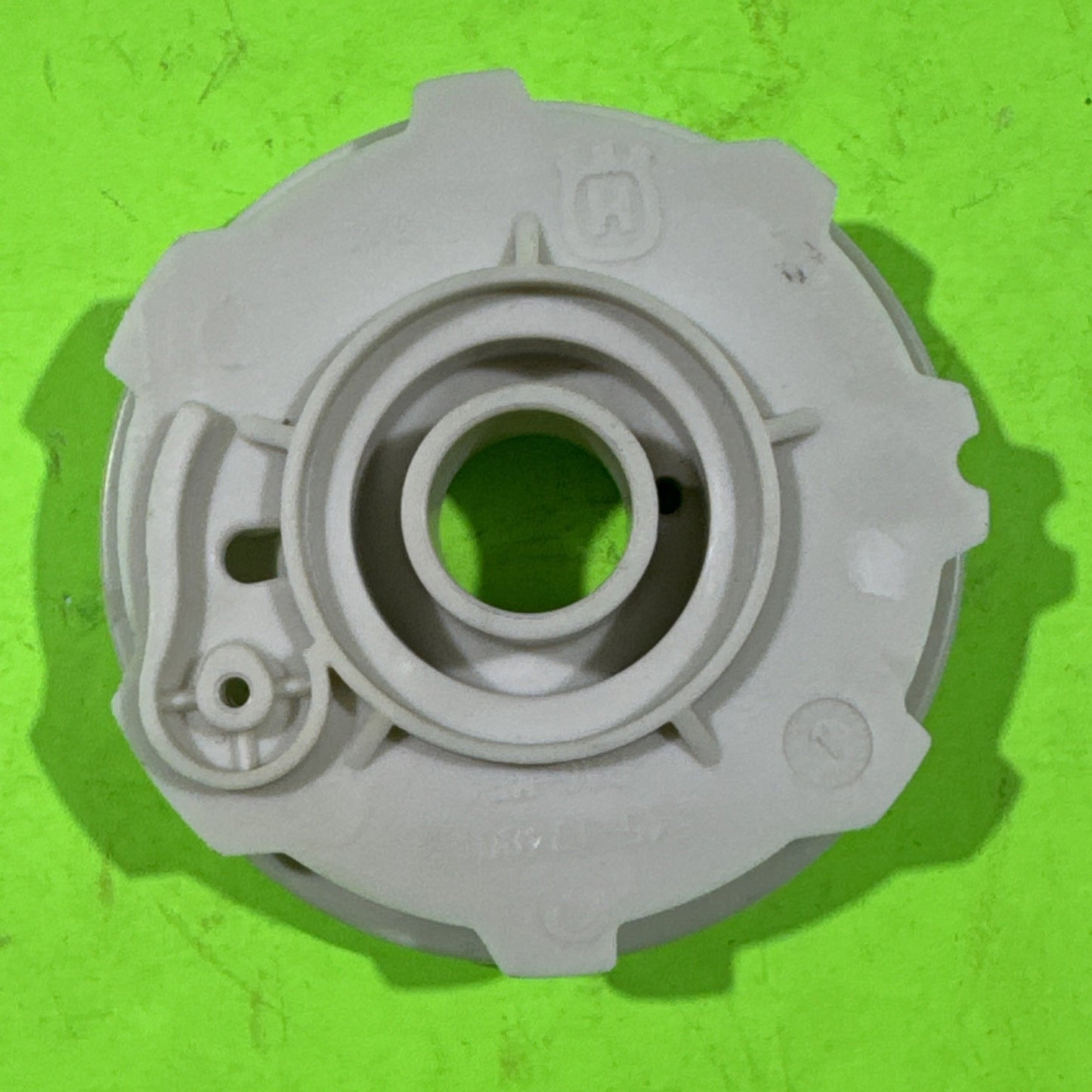 New Genuine OEM Husqvarna Starter Pulley 576744401 Poulan 5451748018