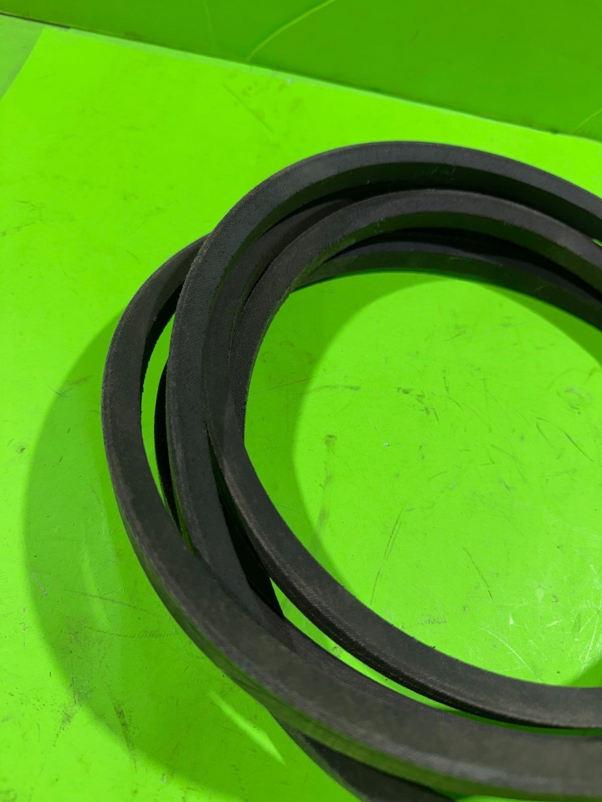 Genuine OEM Husqvarna 539111949 539103687 48" Deck Belt Zero-Turn 5/8" x 152"5