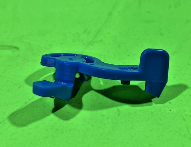 NEW Genuine Husqvarna 537332501 Lock for 460 Chainsaw OEM Replacement0