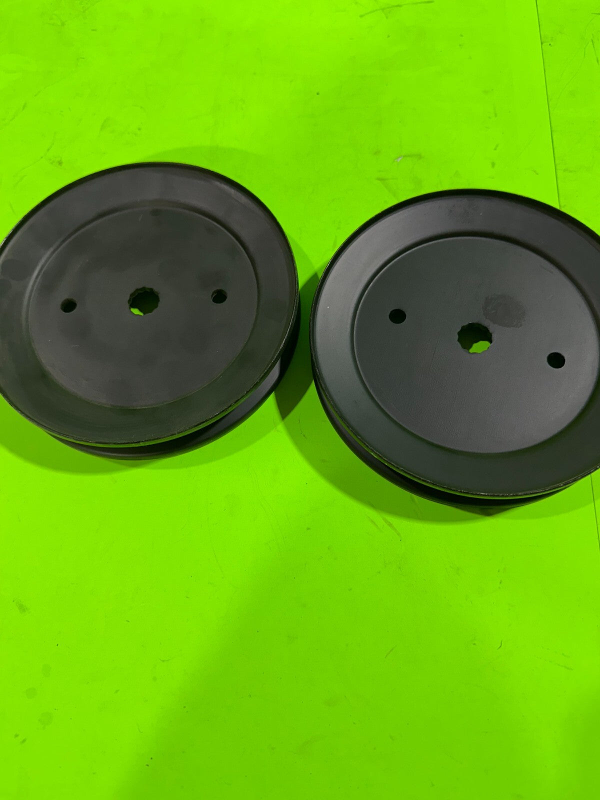 Husqvarna Drive  Pulley 532195945 Set of 2 Spindle drive pulleys 0