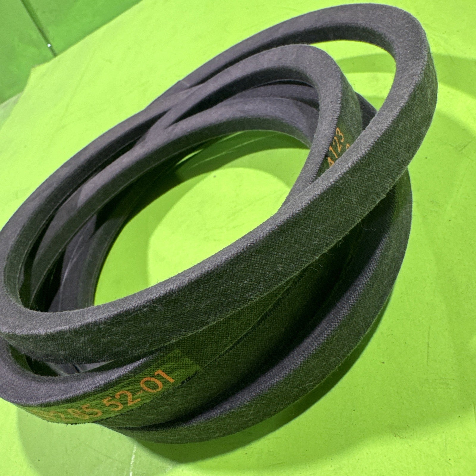 OEM Husqvarna 592855201 Drive Belt K46 YTH18542 YTH22V46 YTH24V48 TS142 TS1463