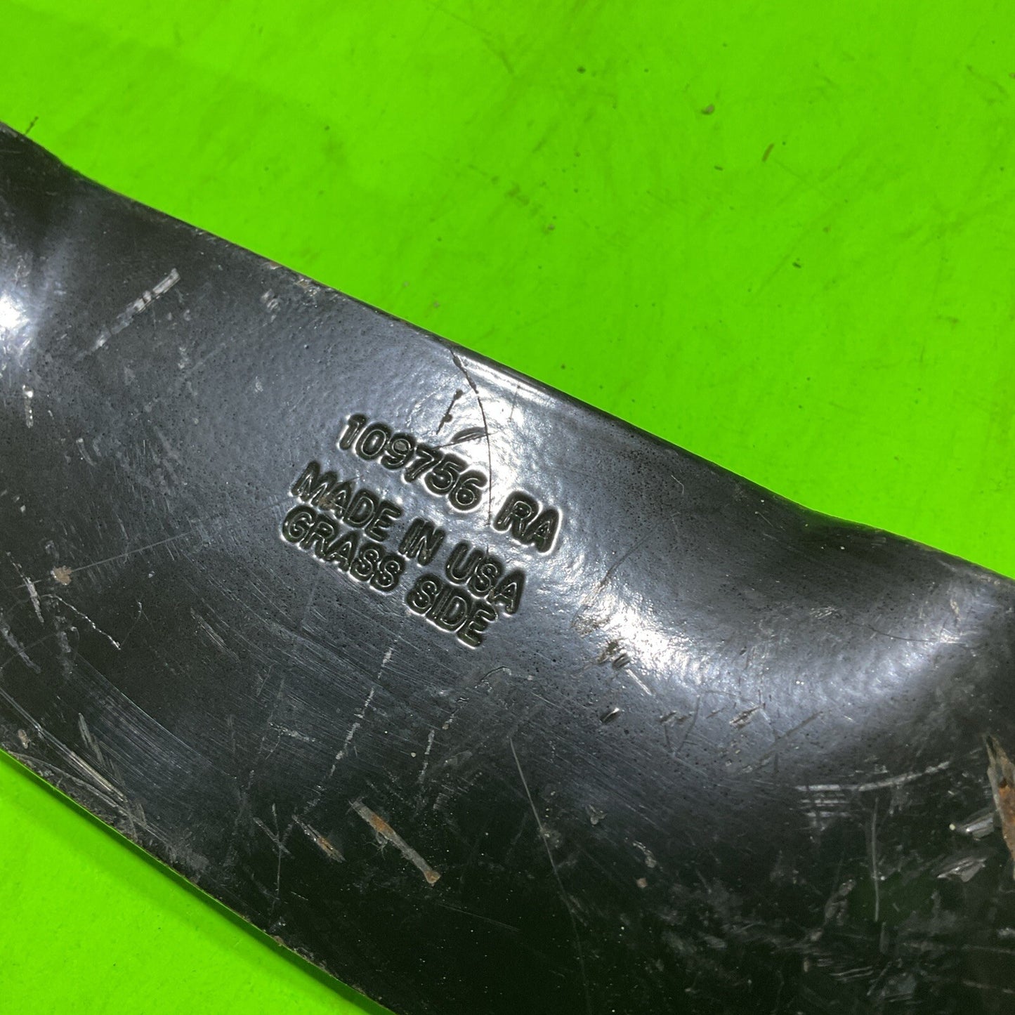 Single Genuine OEM Husqvarna 539109756 109756 Mulching Blade 16-1/4"4