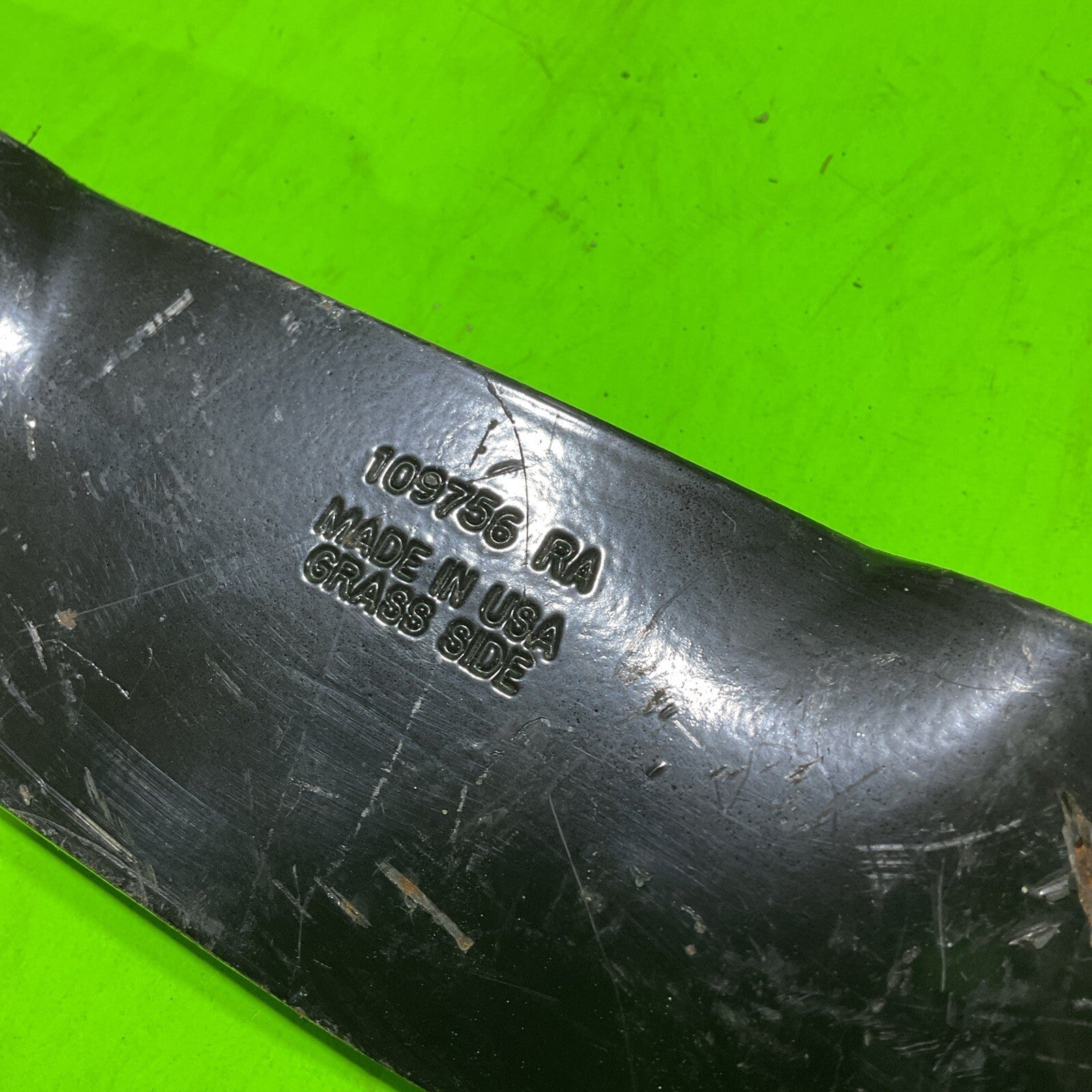 Single Genuine OEM Husqvarna 539109756 109756 Mulching Blade 16-1/4"4