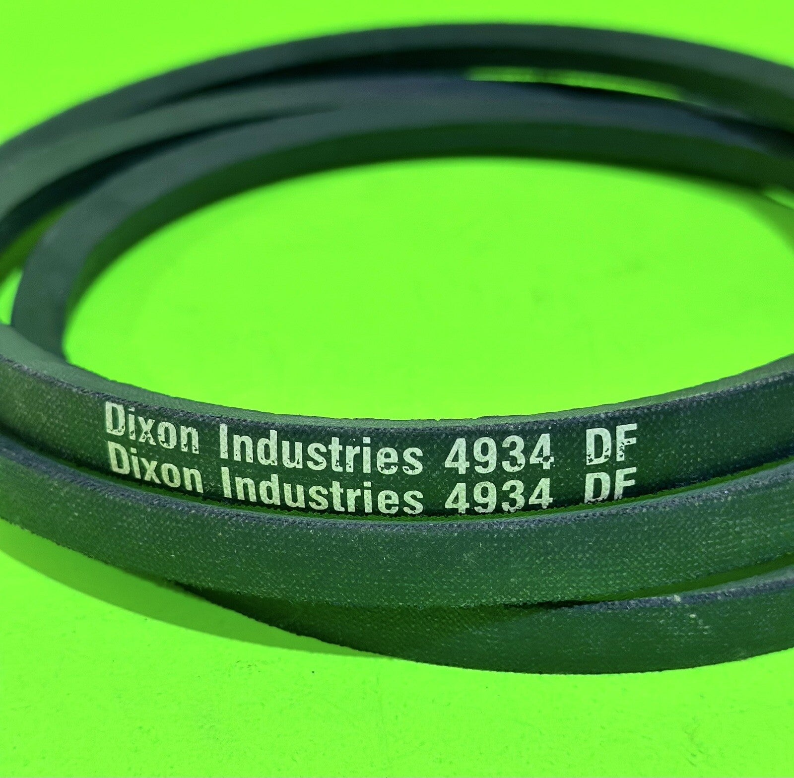 Genuine OEM Husqvarna / Dixon V-Belt 4934 / 125180 / 539125180 1/2" x 68-1/2"0