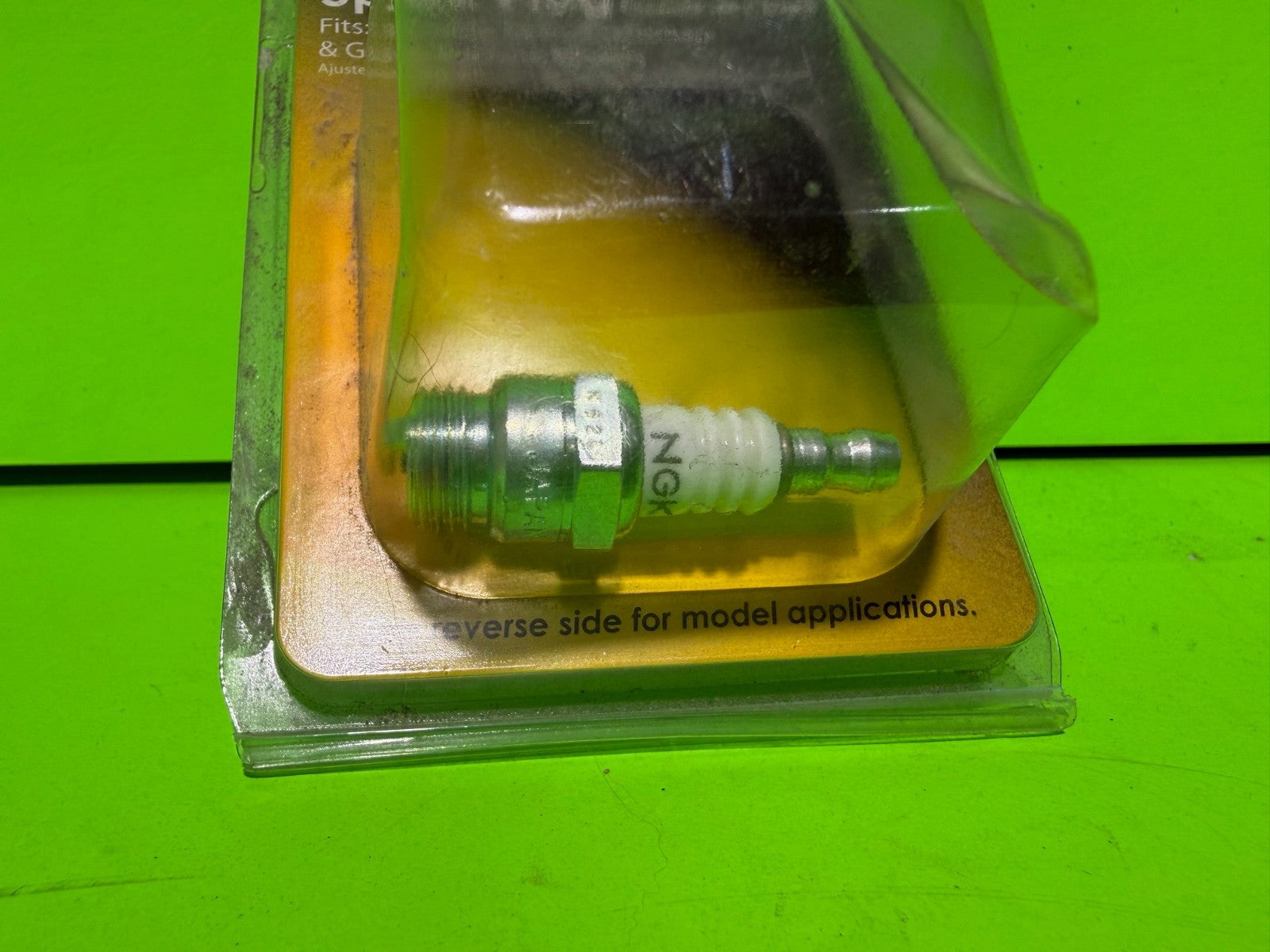 New Genuine OEM NGK BM6F Spark Plug Chainsaws and Trimmers5