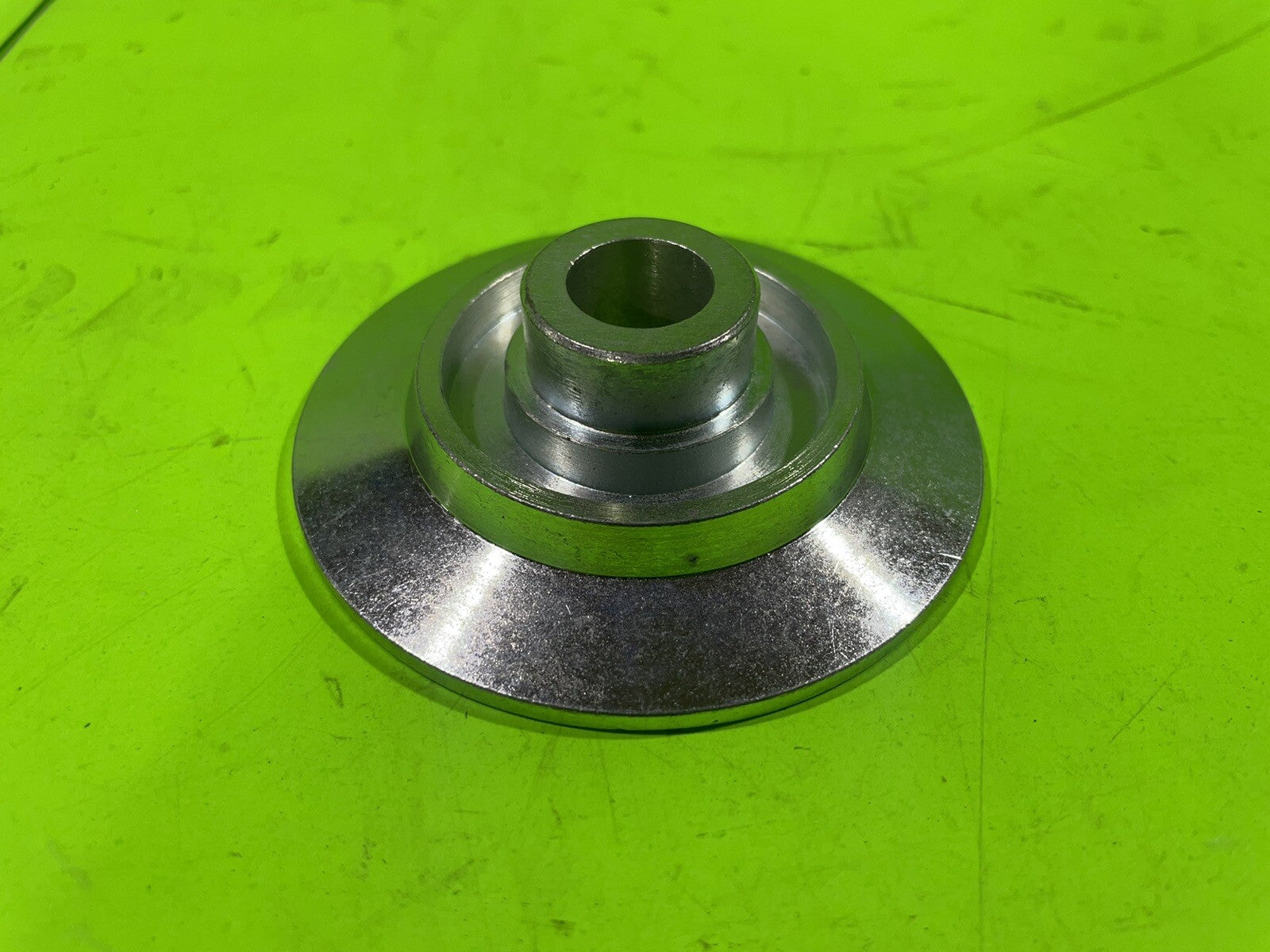 Genuine OEM Husqvarna 581557201 Flange Washer TS70 TS90 Tile Saw0