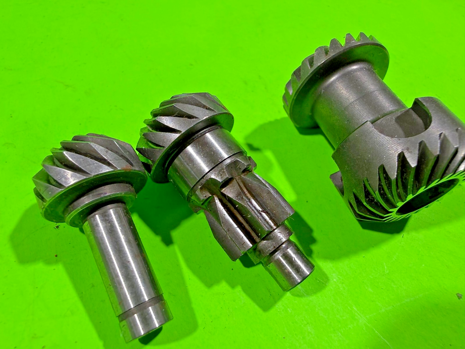 NEW Genuine OEM Husqvarna 544064001 Gear Kit 323 324 325 Hedge Trimmer0