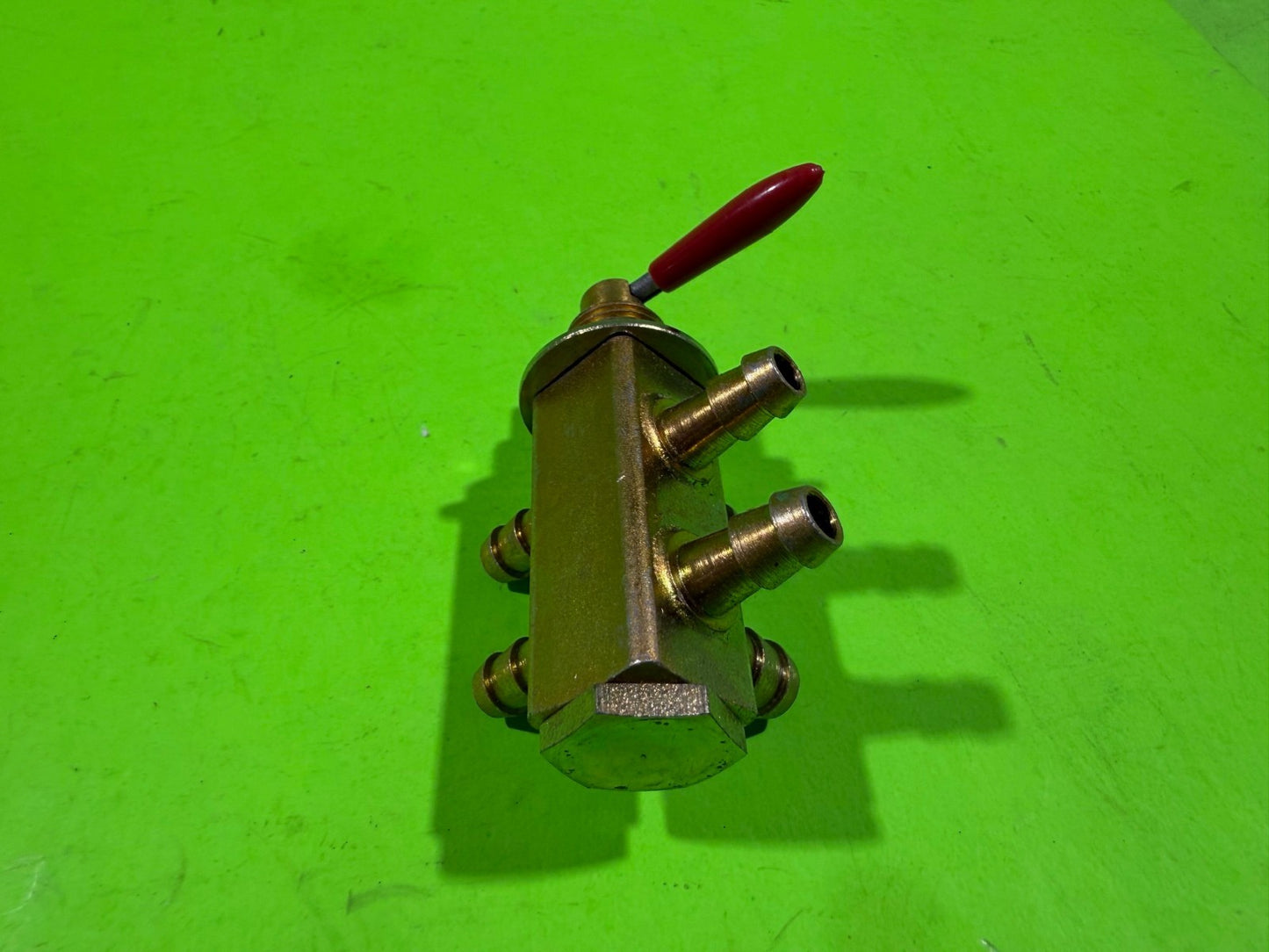 Genuine OEM Husqvarna 539105331 Fuel Valve Stem Zero Turn Mowers4