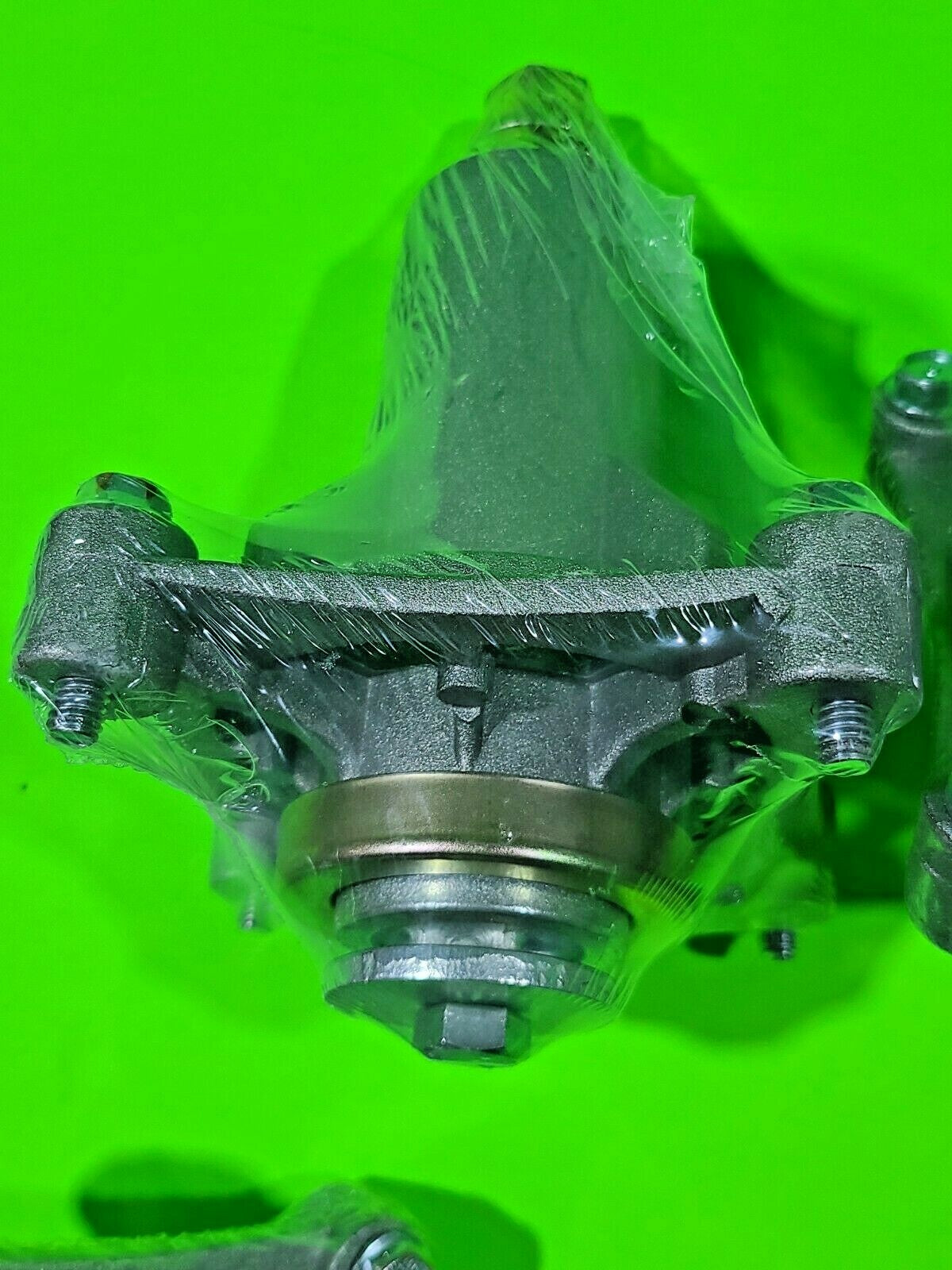 (3) NEW DECK BLADE SPINDLE ASSEMBLY FITS AYP FITS HUSQ 192870 187292 5321872926