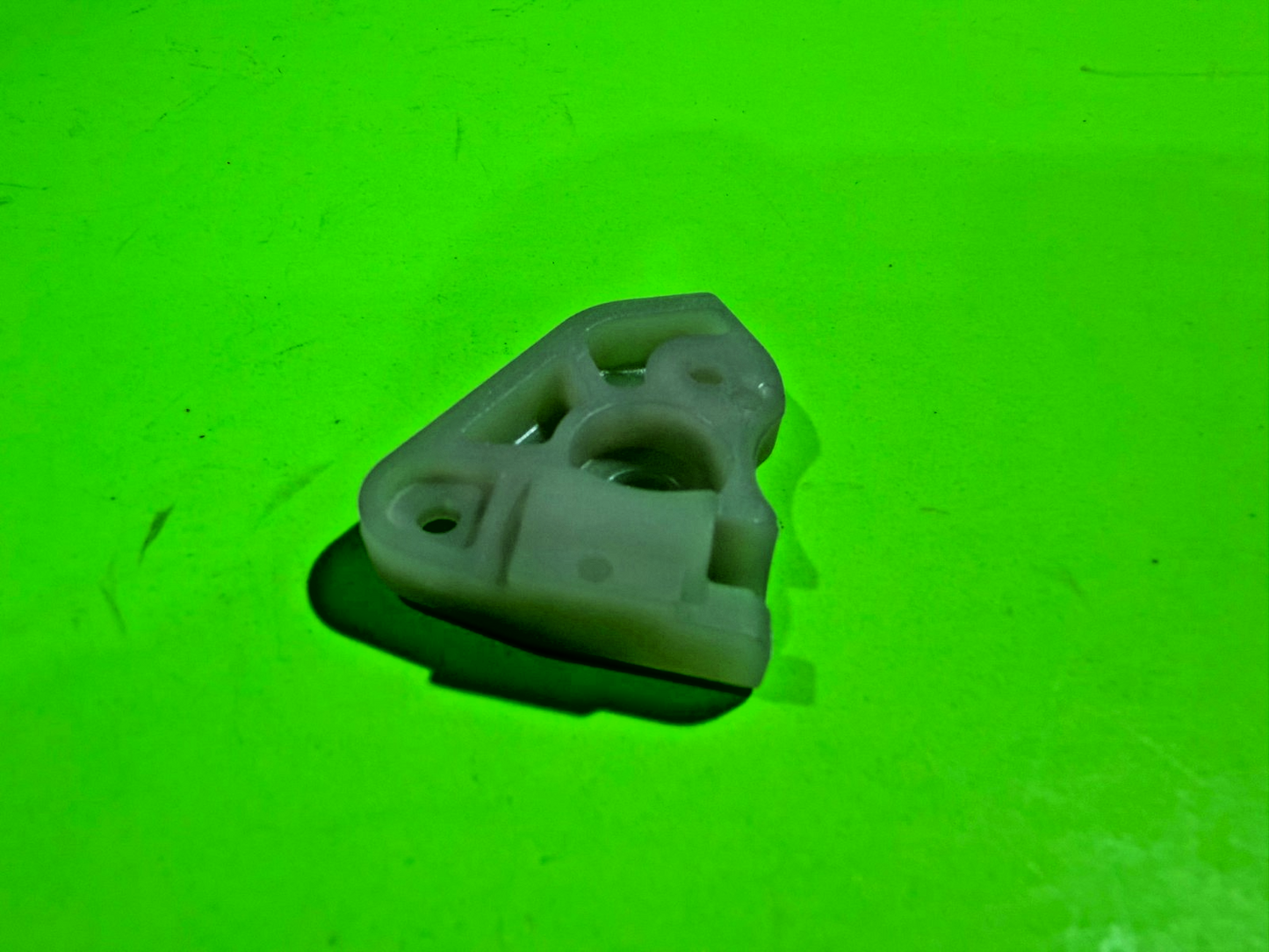 NEW Genuine OEM Husqvarna 537016801 Cover 362 365 372 385 390 ++ Chainsaws2
