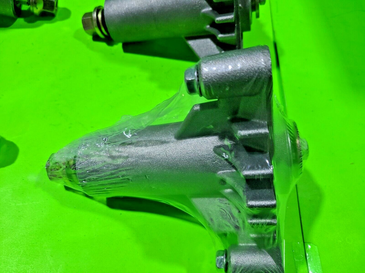 6 PACK SPINDLE ASSEMBLY FITS AYP 130794, 8479, 532130794, 82-225, 285-3831