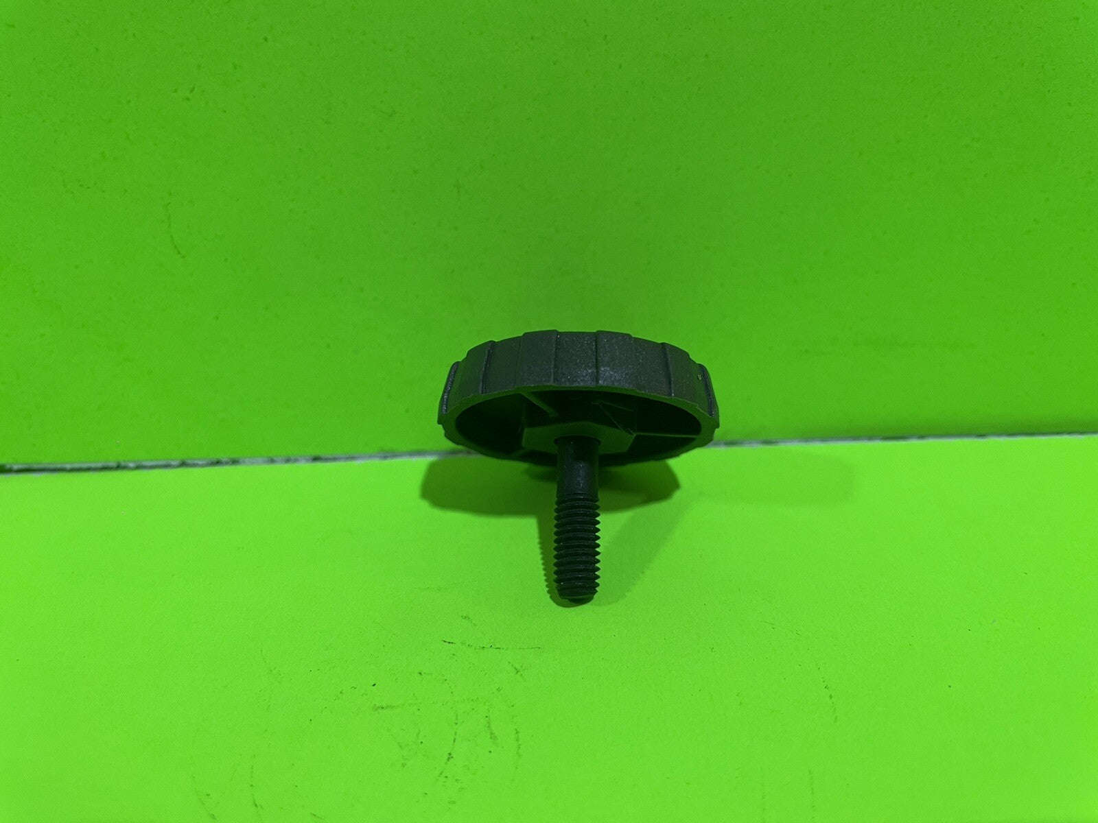 Genuine OEM Husqvarna 530059796 Knob Assembly Craftsman2
