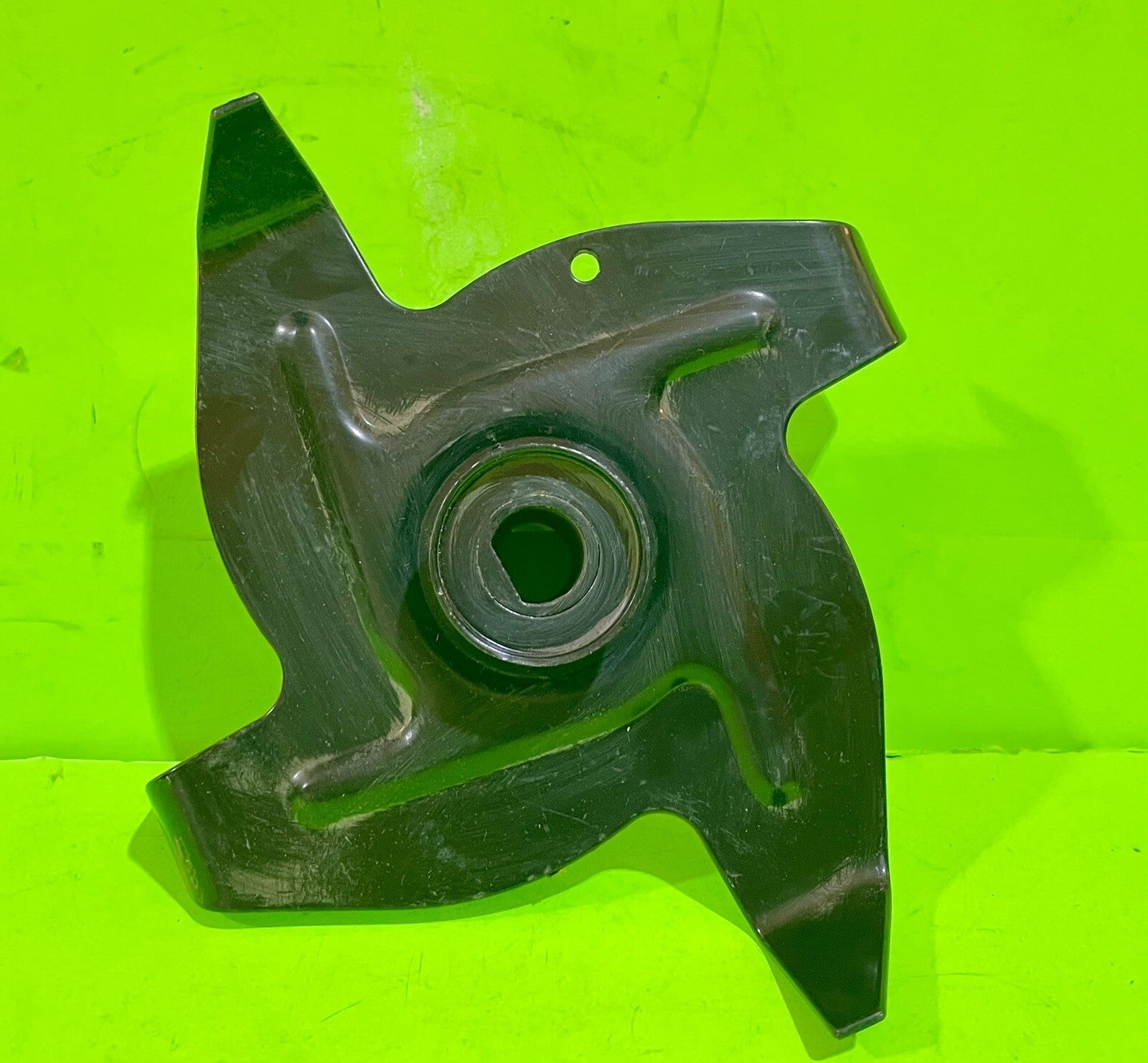 Briggs & Stratton 1901098MA LH Inner Tine Shaft - Husqvarna 5849714022