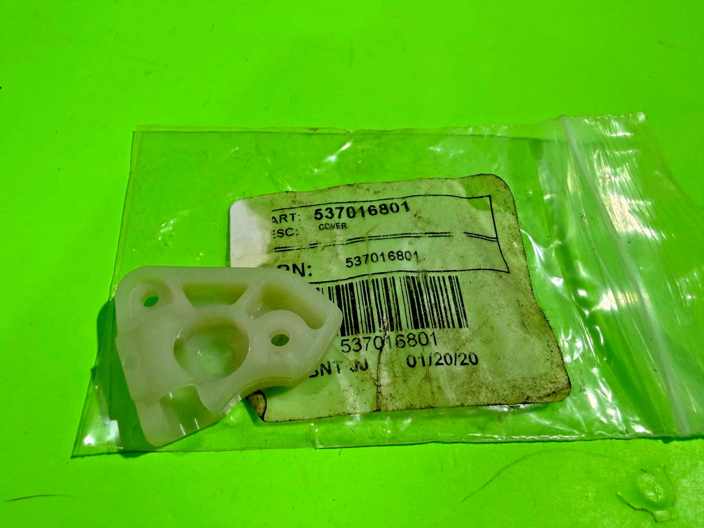 NEW Genuine OEM Husqvarna 537016801 Cover 362 365 372 385 390 ++ Chainsaws1