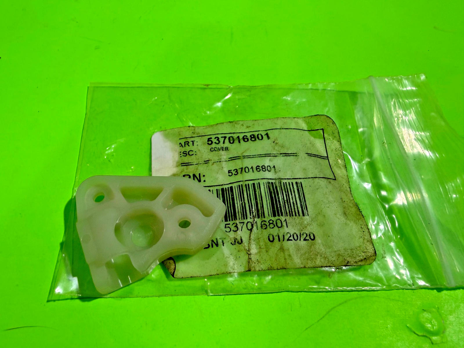 NEW Genuine OEM Husqvarna 537016801 Cover 362 365 372 385 390 ++ Chainsaws1