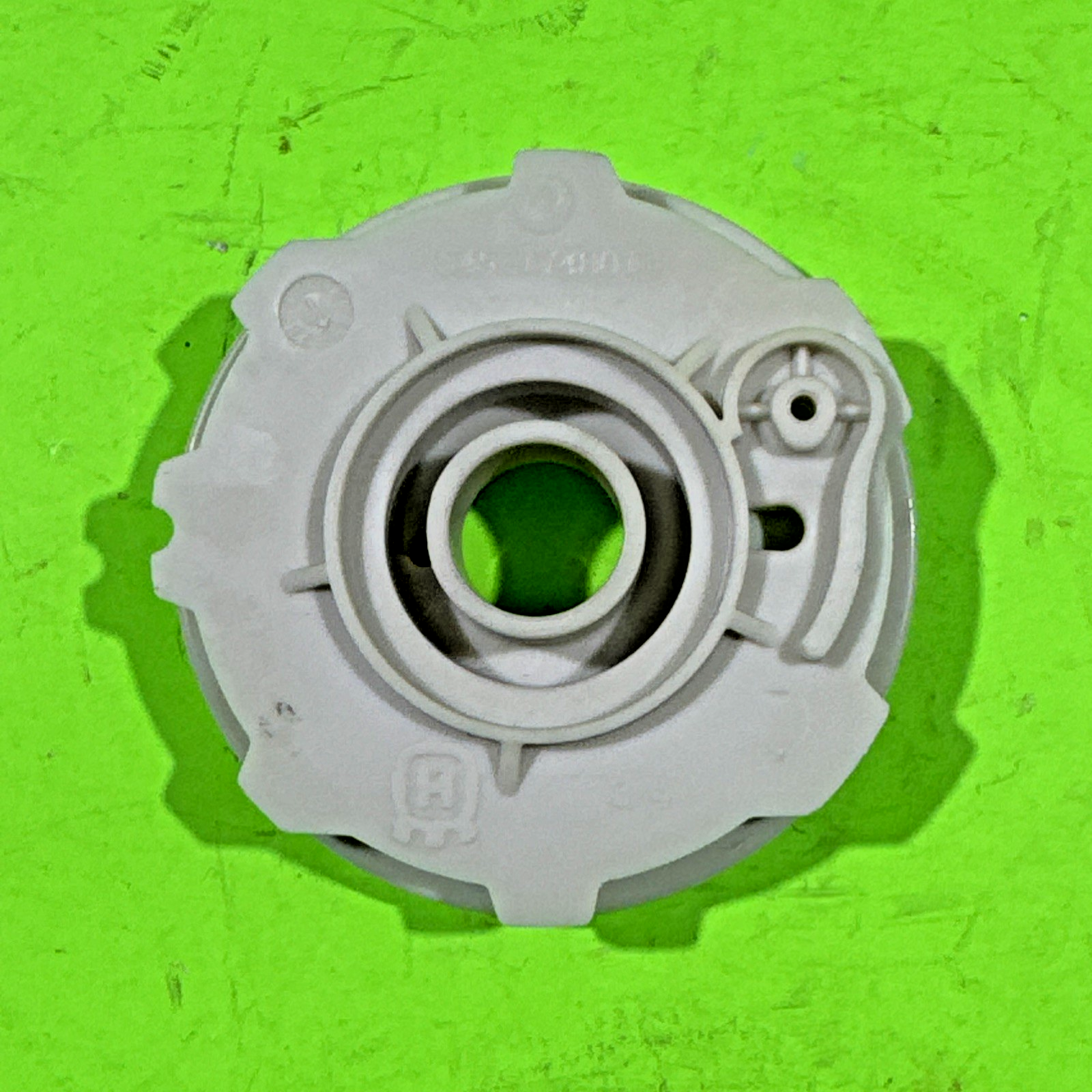 New Genuine OEM Husqvarna Starter Pulley 576744401 Poulan 5451748012