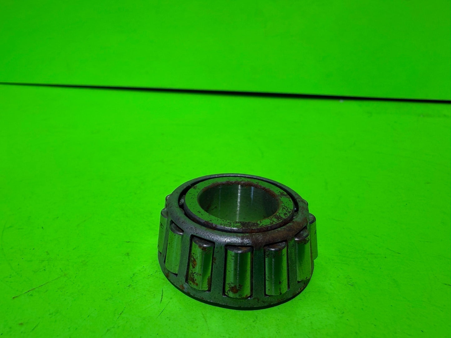 Genuine OEM Husqvarna 539102543 Tapered Roller Bearing Dixon3