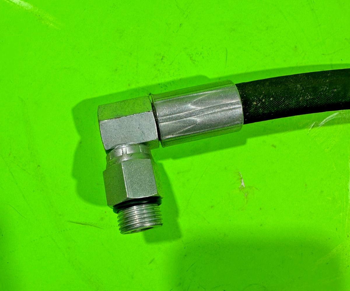 NEW Husqvarna 52" Walk-Behind Mower Right Front Hose 523090501 WHF 52231