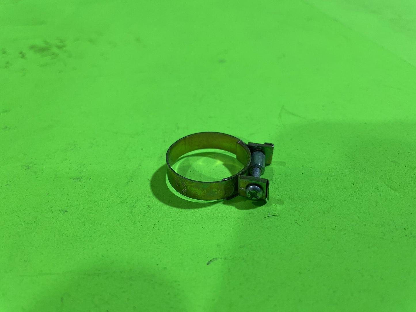 Genuine OEM Husqvarna 522796301 Clamp 356BF BT Blower 5373158020