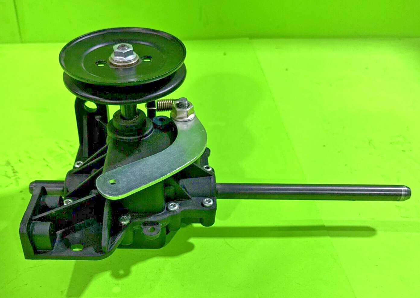 NEW 918-04296B Snow Blower Transmission for Yard Machines 31A-3BAD752 2005 Unit0