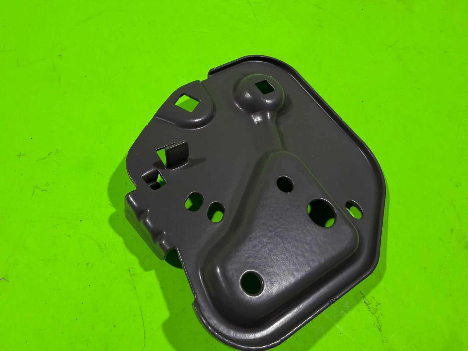 OEM Husqvarna LH Handle Adjust Bracket 589197602 L221 LC121 LC221 L321 etc3
