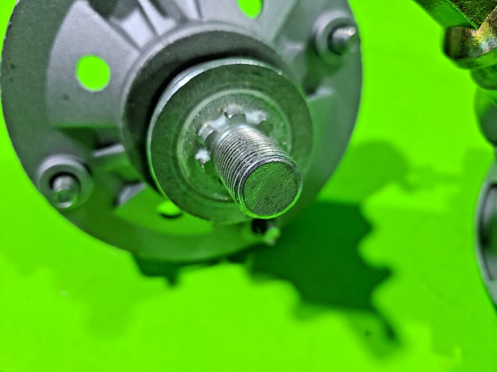 2 Spindle Assembly for John Deere D100 D110 D130 D140 D150 D160 LA100 LA1054