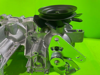 Hydro Gear ZC-AUBB-8D8B-2WPX Hydrostatic Transmission ZT-2200 EZT6
