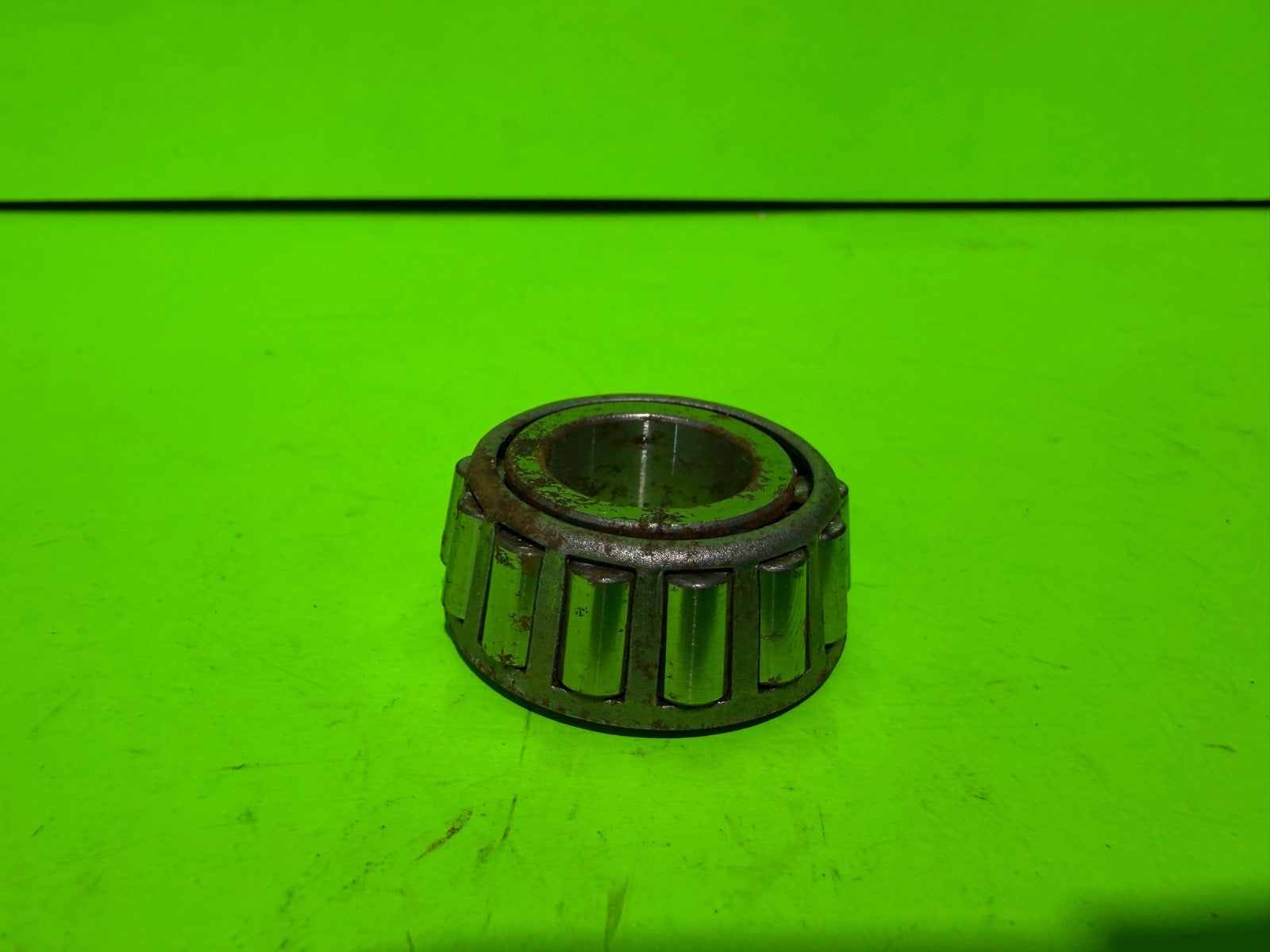 Genuine OEM Husqvarna 539102543 Tapered Roller Bearing Dixon0