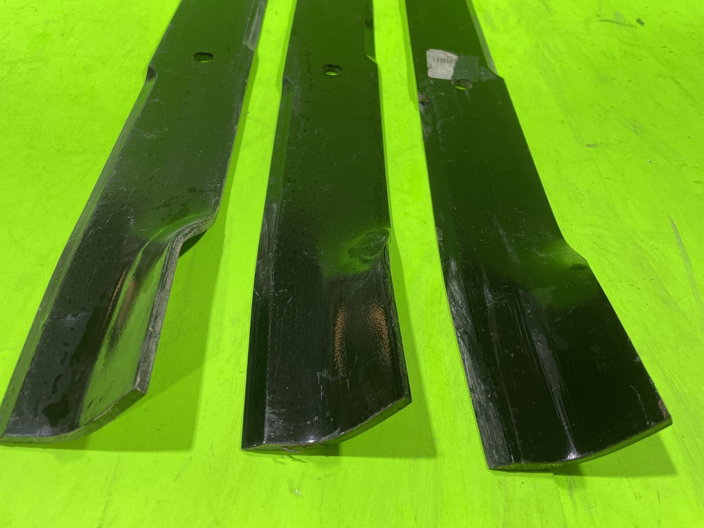 Genuine OEM Husqvarna Dixon 525341101 3 Pk Mower Blades 72 In Cut3