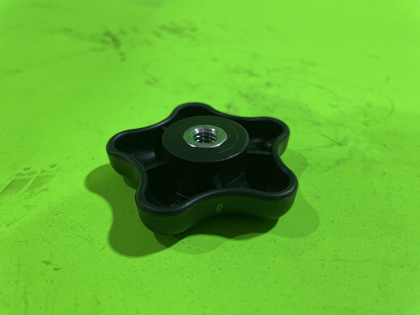Genuine Husqvarna 522718401 Knob WH3616 4818 5218 WHF6123 5223 48173