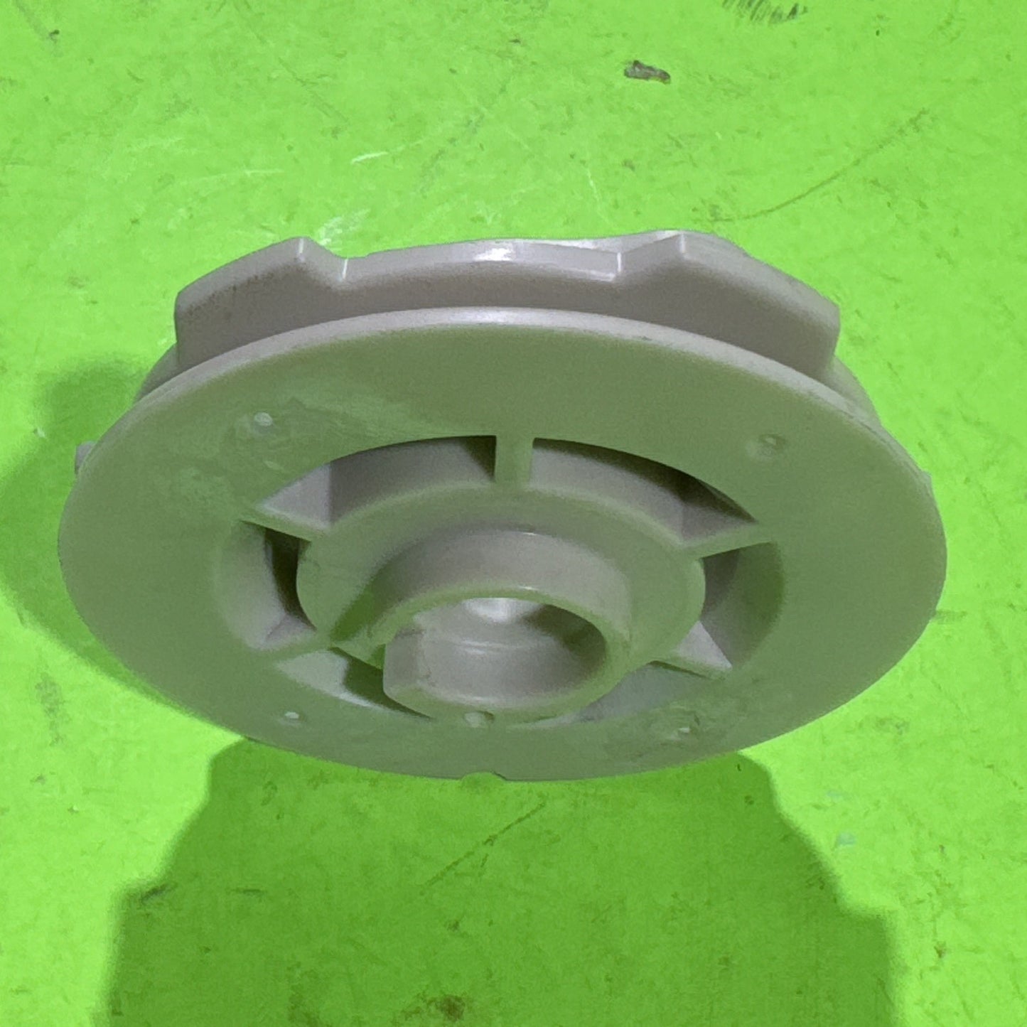 New Genuine OEM Husqvarna Starter Pulley 576744401 Poulan 5451748016