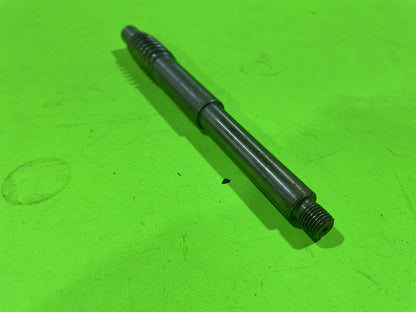 Genuine Briggs & Stratton 306790MA Worm Shaft1
