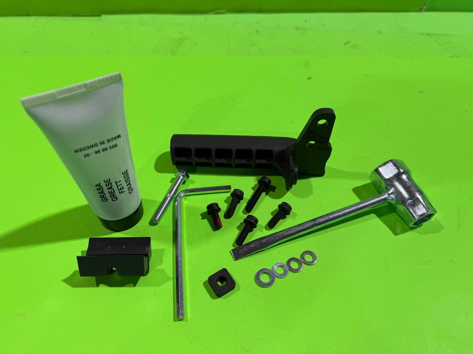 NEW Genuine OEM Husqvarna 544044205 Accessory Bag0