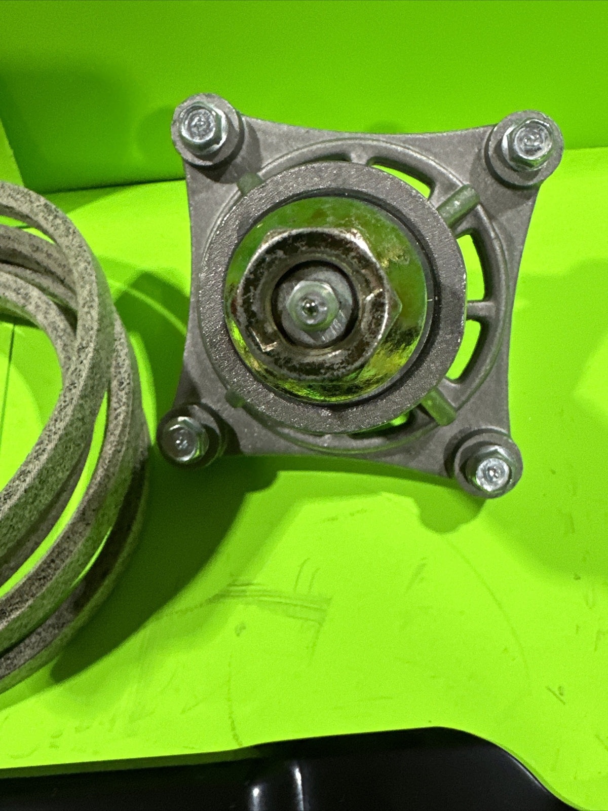 Deck Belt Blade Spindle for Husqvarna YTH2246TDR YTH22V46 YTH18K46 YTH22V46XLS7