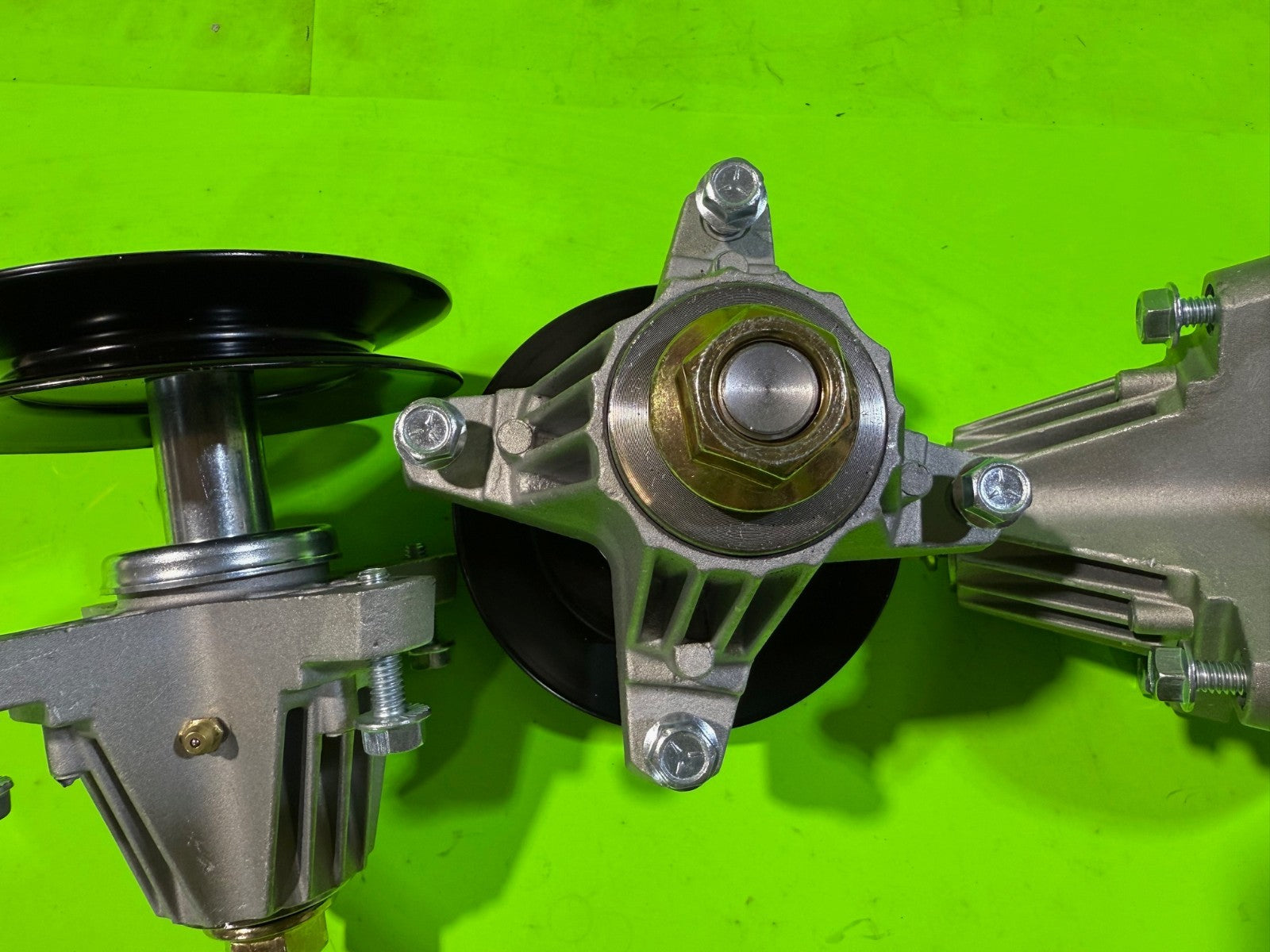 NEW Troy-Bilt Deck Spindle Set For Super Bronco 54 918-06978 54" Deck6