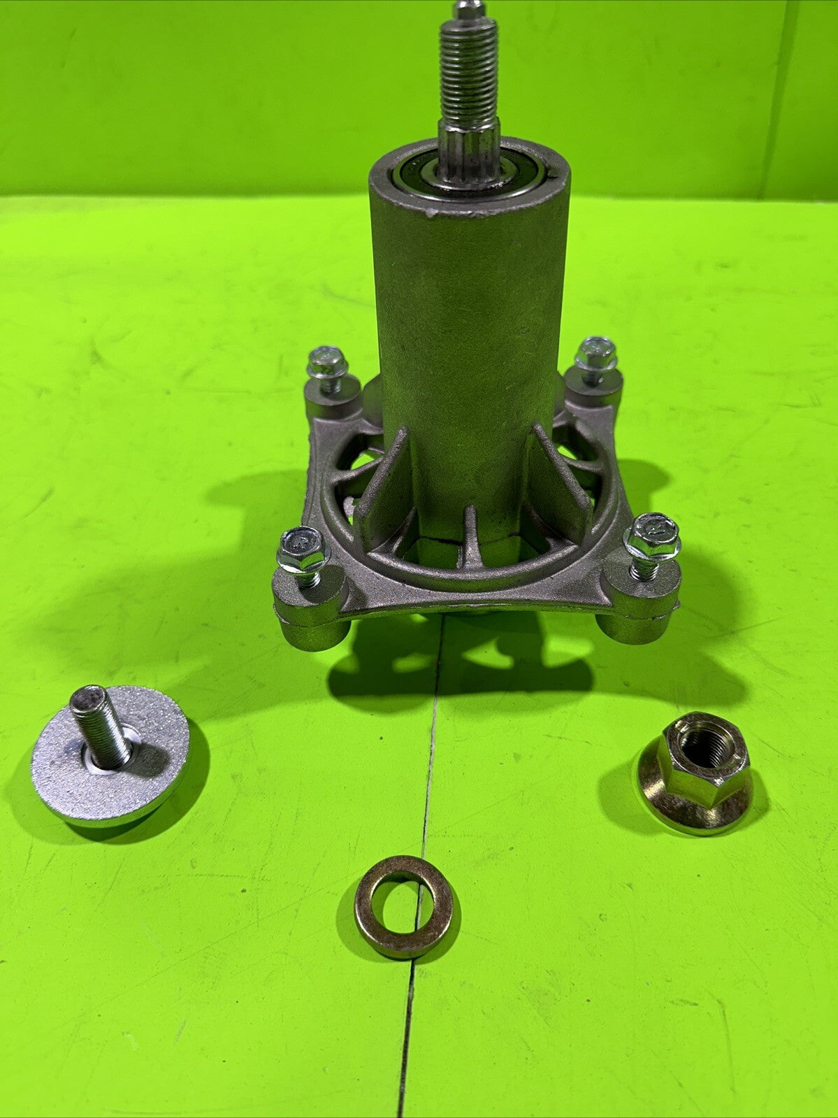Spindle Assembly for Ariens 936053 46" 21546238 936060 EZR1742 42" Hydro Tractor0