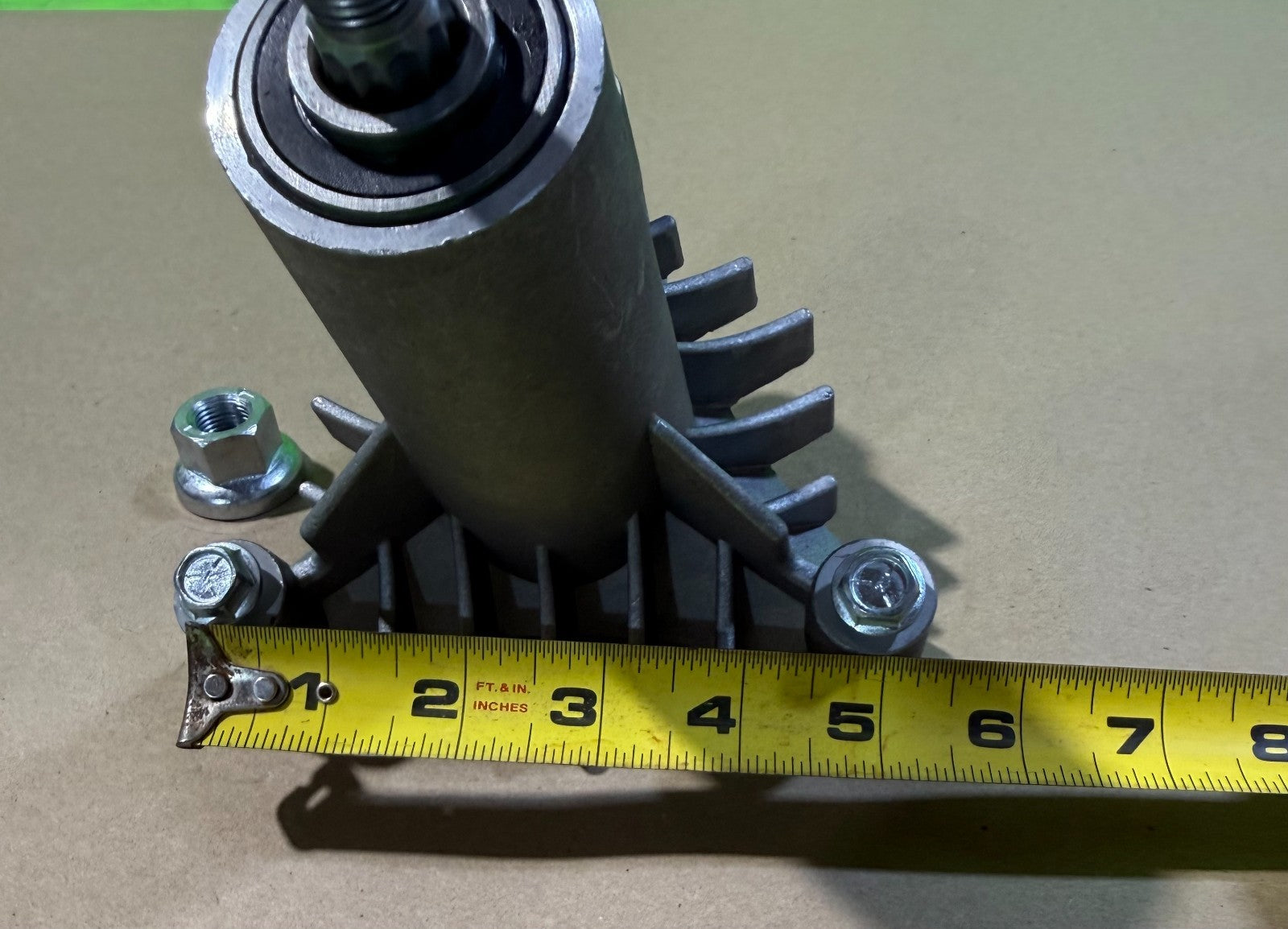 NEW AYP LR110 3-Post Spindle Assy Replaces 130794 532130794 137641 137645 1655793