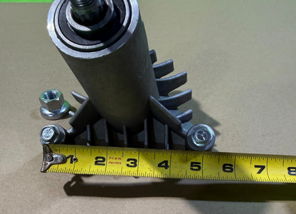 NEW AYP LR110 3-Post Spindle Assy Replaces 130794 532130794 137641 137645 1655793