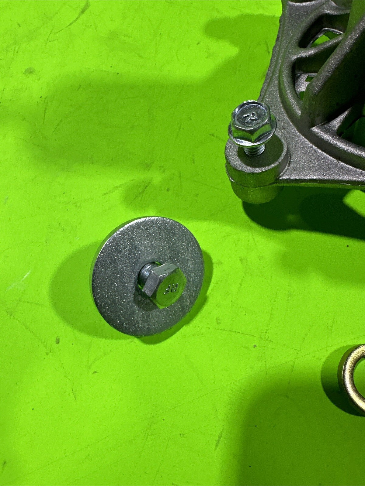 SPINDLE 192872 192870 187292 532192870 532187290 5321872 187281 187291 9172885206