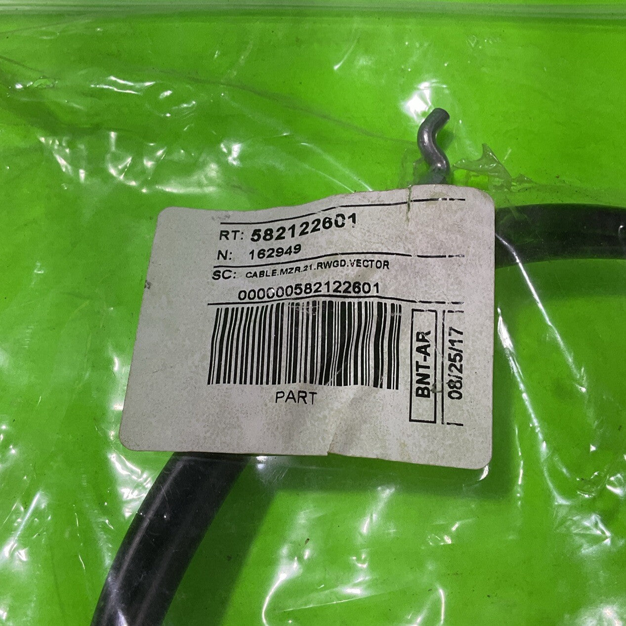 Genuine OEM Husqvarna 582122601 Cable Mzr 21 Rwgd Vector2