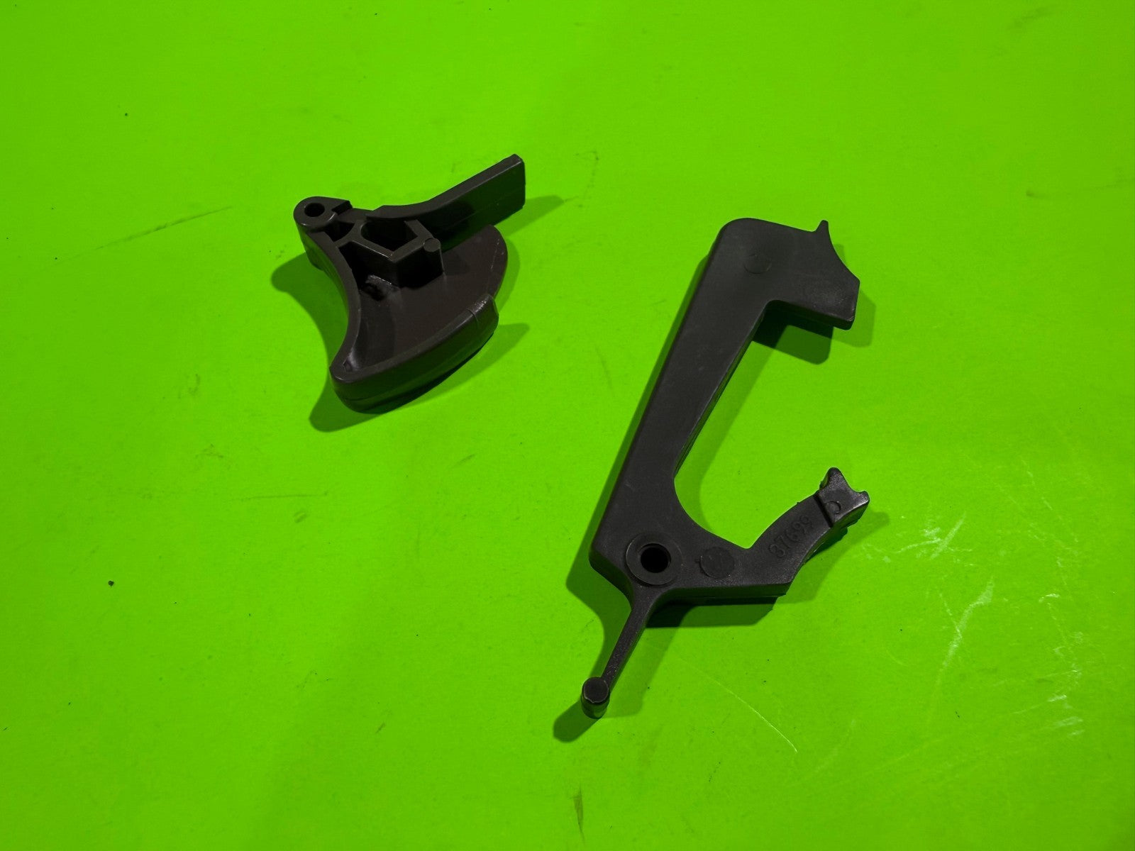 NEW Genuine OEM Husqvarna 530069587 Throttle Trigger Kit 136 137 Chainsaws5