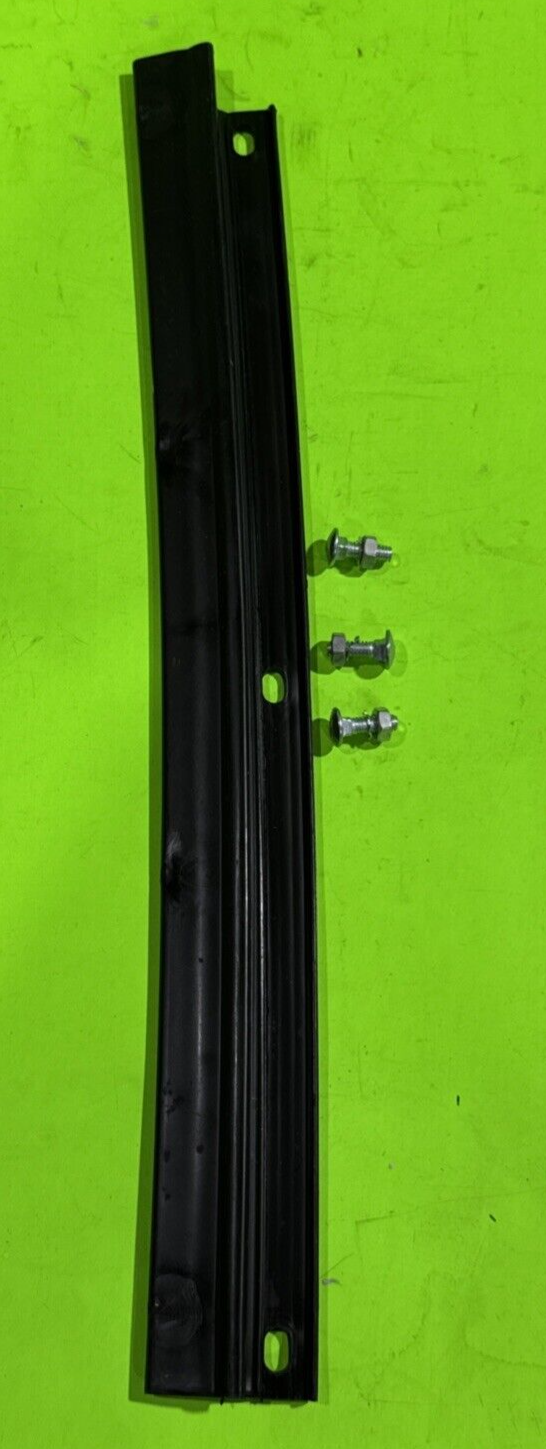 NEW Scraper Bar For Toro CCR3675 W/Bolts0