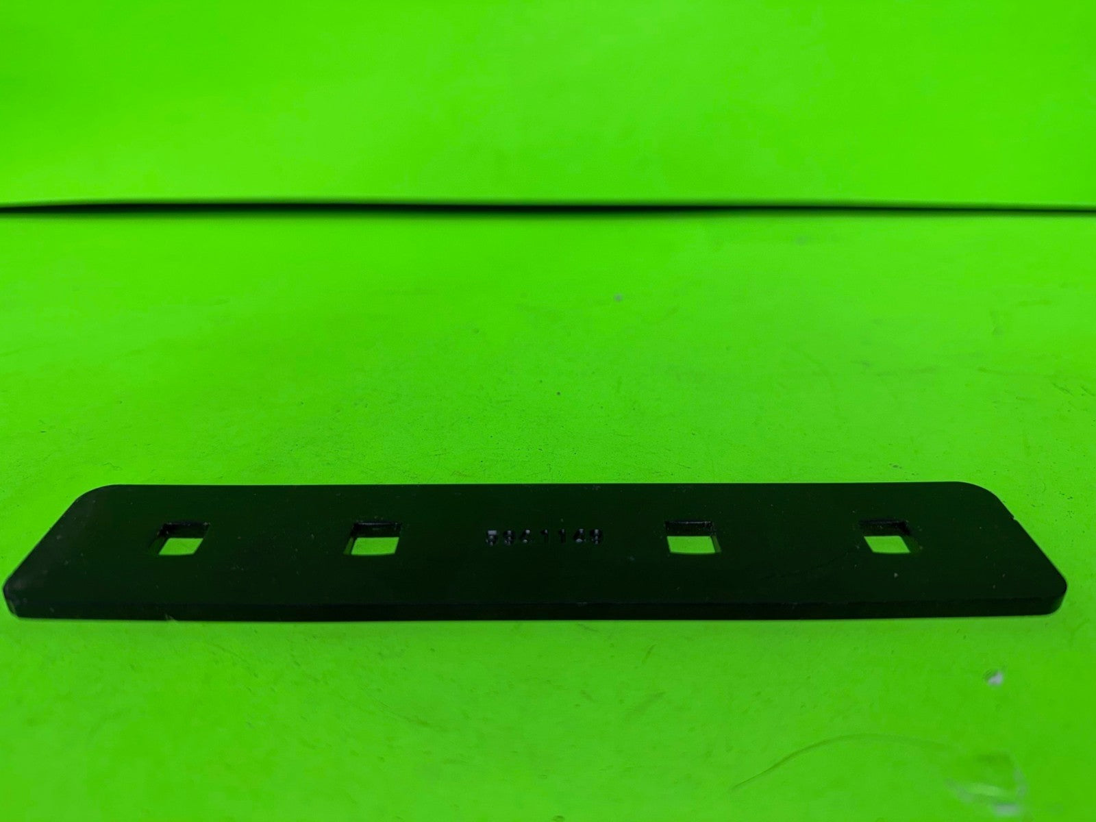 New Genuine OEM Husqvarna 594114902 Cntmnt Mating Plate 48"1