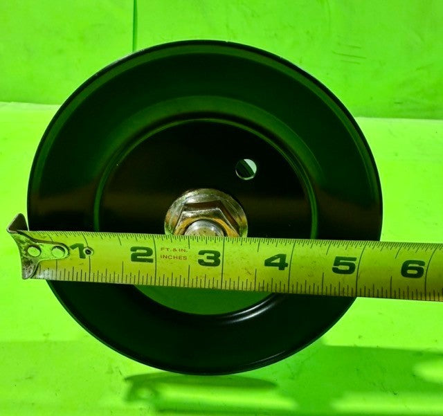 NEW Spindle Assembly for Troy Bilt GT54 – Replaces 618-04608A 918-0671B3