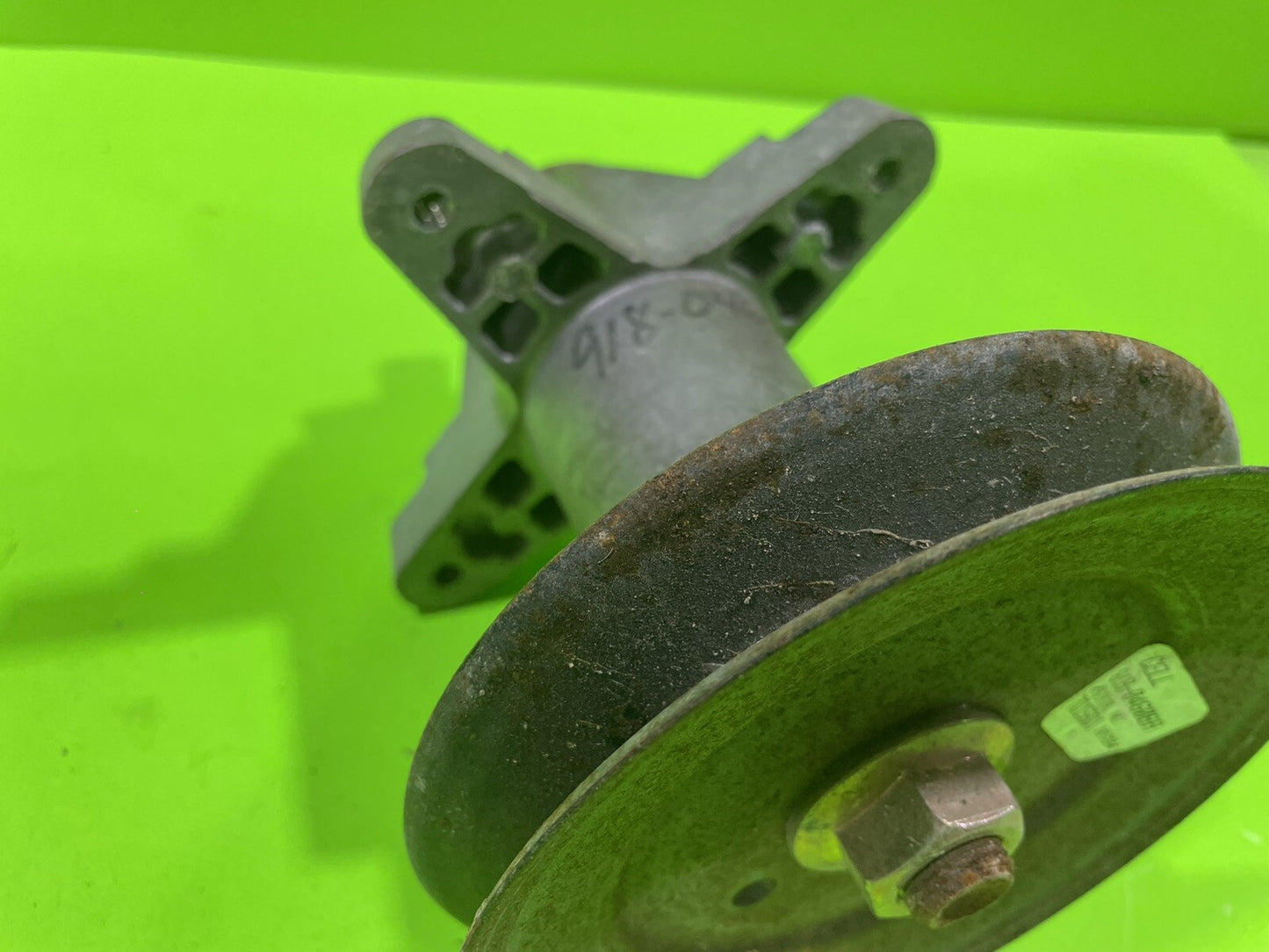 NOS Genuine MTD 918-04608A Spindle Assembly Cub Cadet Troy-Bilt Huskee5