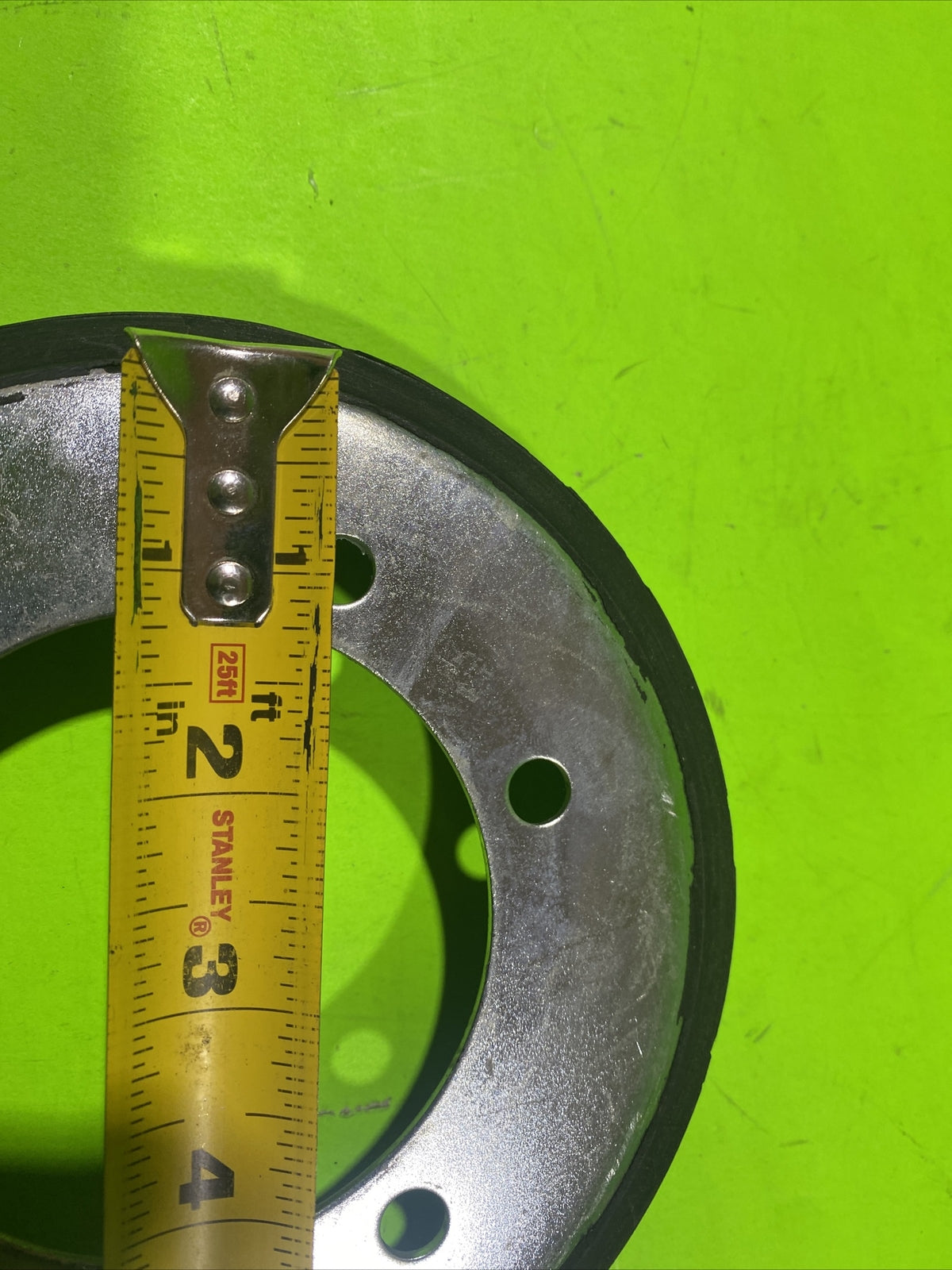 7600135YP - DRIVE DISC, Rubber, Smooth Start Clutch -fits Snapper4