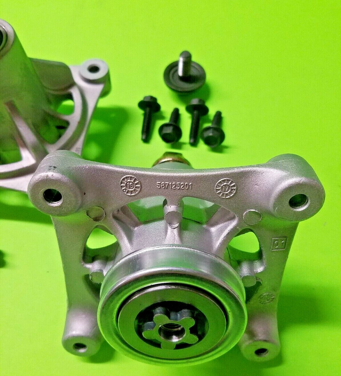NEW 2PK Spindle Assembly fits Snapper 84005711 SZ2042 Zero Turn Replaces OEM2