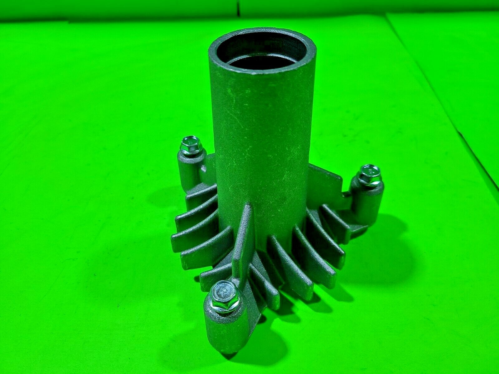 MANDREL HOUSING FITS AYP FITS HUSQVARNA 128774 5321287742