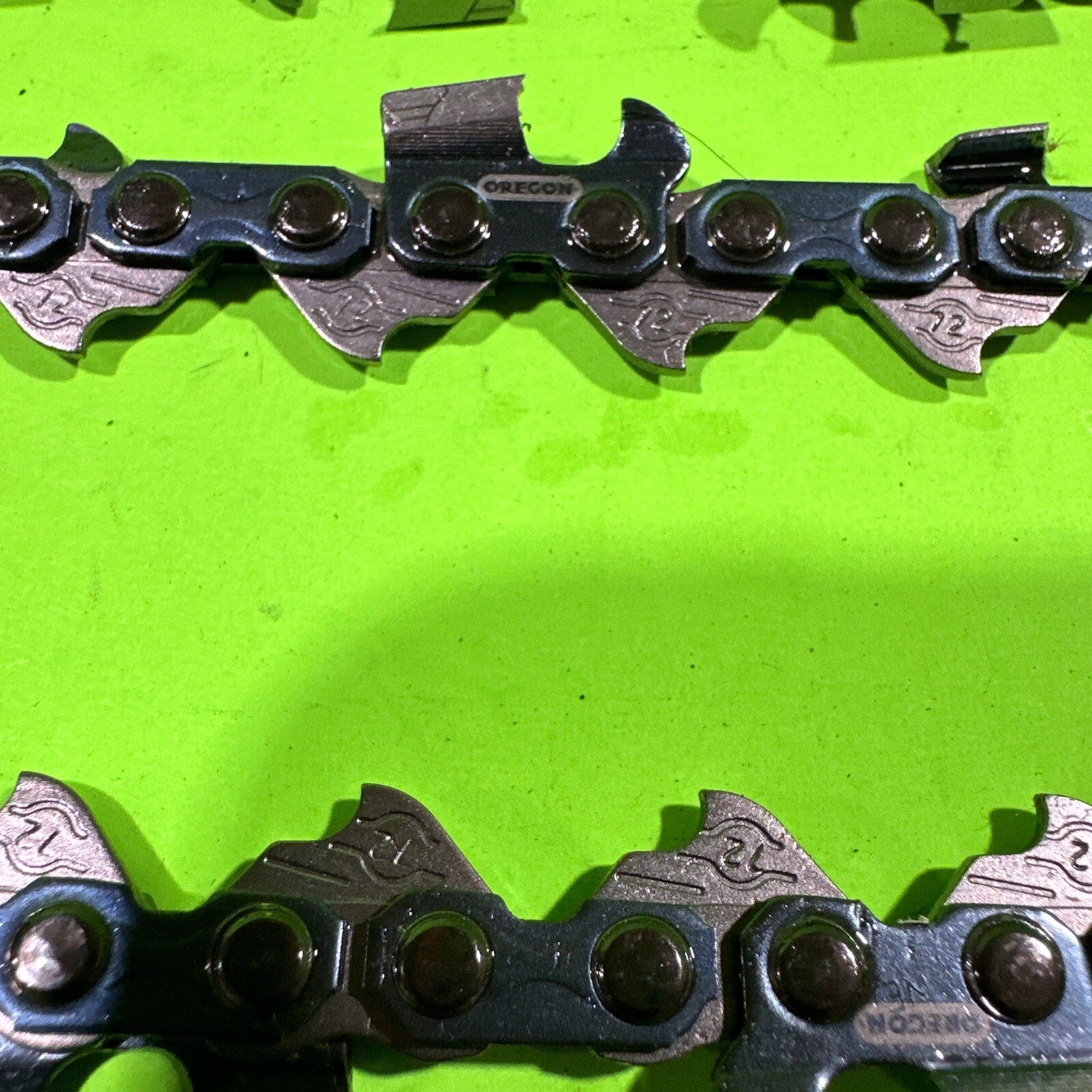 2 Pack Oregon 72EXL072G Full Chisel Chainsaw Chain 3/8 .050 72 DL 20" Bars1