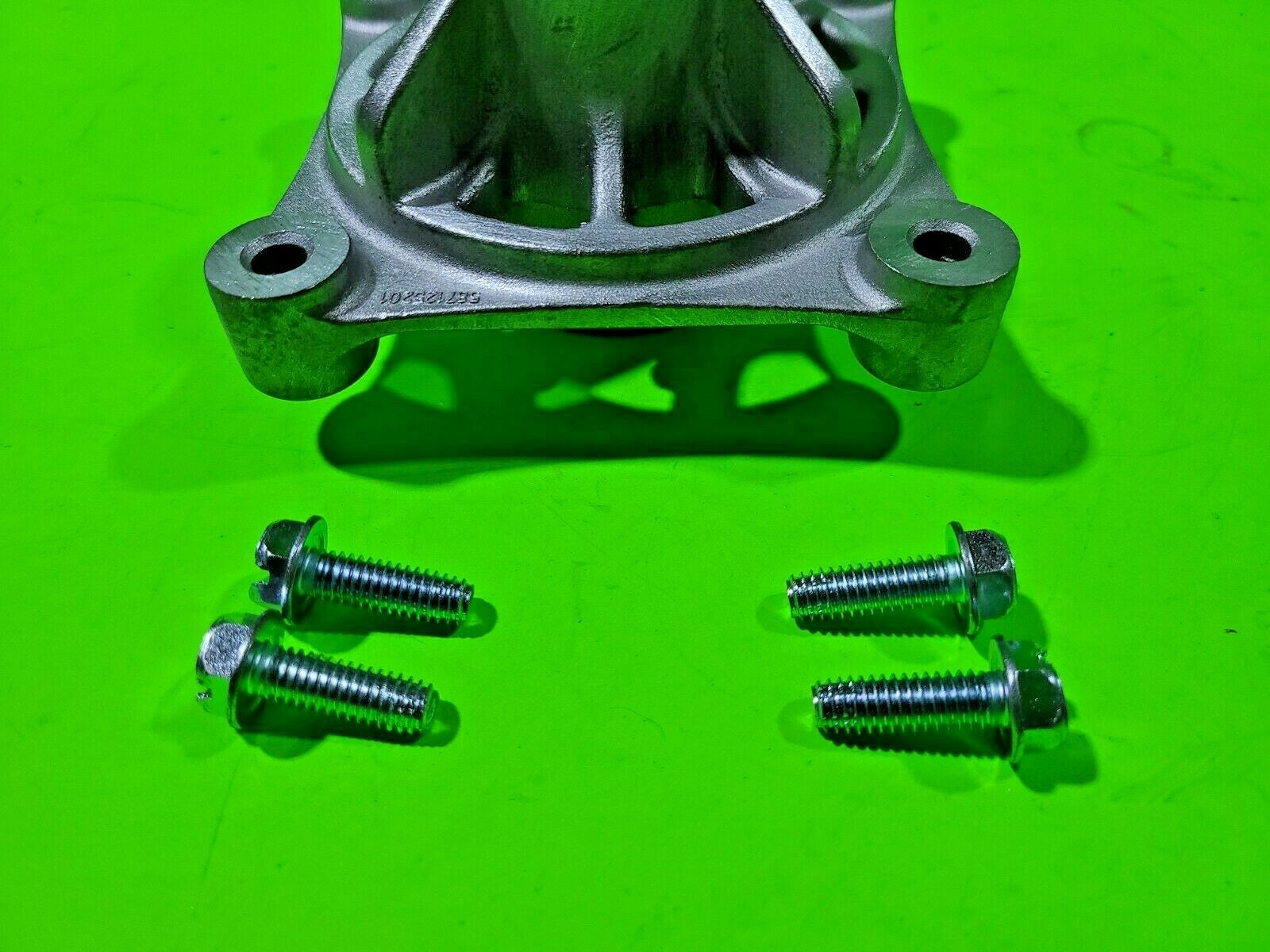 Spindle Housing & 4 Bolts for Craftsman: 174350, 174356, 174358, 5321743562